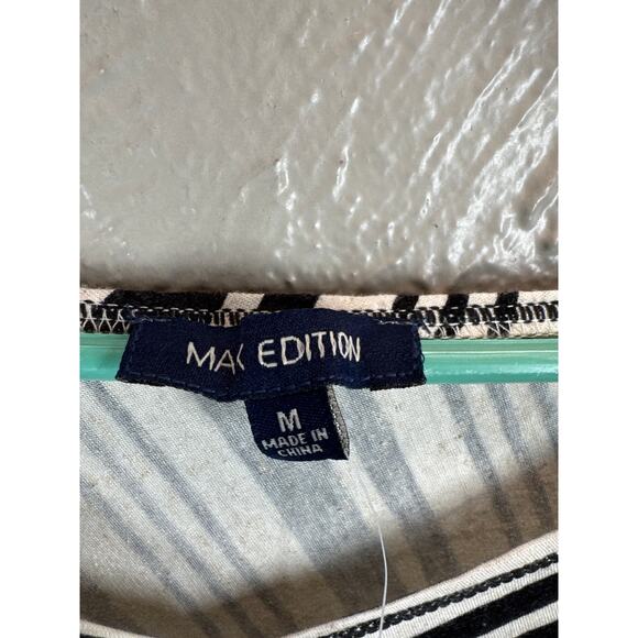 MAX EDITION Women Top Striped Black White Dolman Sleeve Pullover Size Medium NWT - Picture 2 of 5